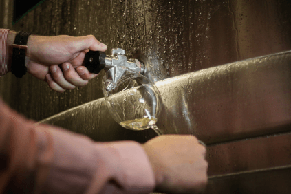 I vini sono regolarmente controllati durante la vinificazione