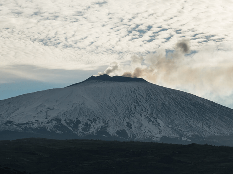 Viticoltura sulle pendici del vulcano Viticoltura sulle pendici del vulcano