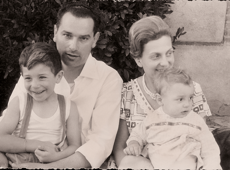 Lidia e Paolo Berta con i loro figli Lidia e Paolo Berta con i loro figli